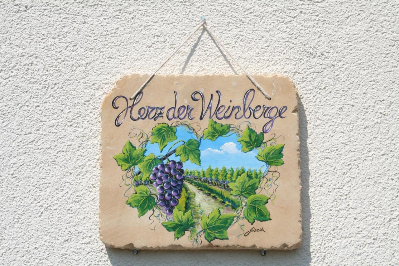 Herz Der Weinberge Gemmrigheim Exterior foto